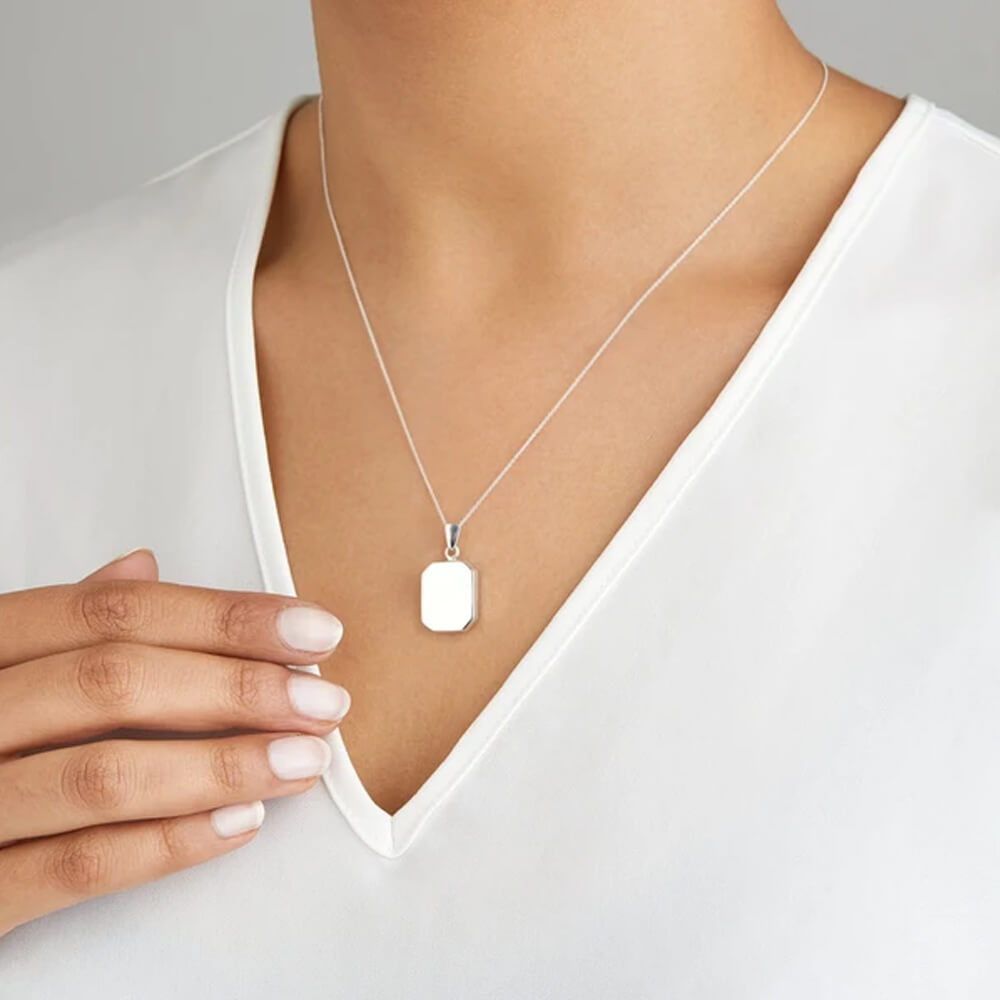 Colar com Pingente Placa Quadrada Feminino em Prata 925