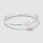 Anel com Perola Pequena 4 mm em Prata 950