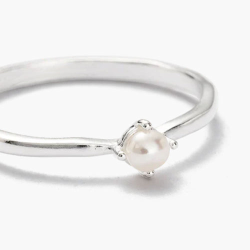 Anel com Perola Pequena 4 mm em Prata 950