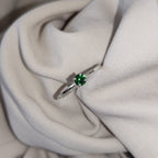 Anel com Pedra Zircônia Verde Esmeralda Prata 950