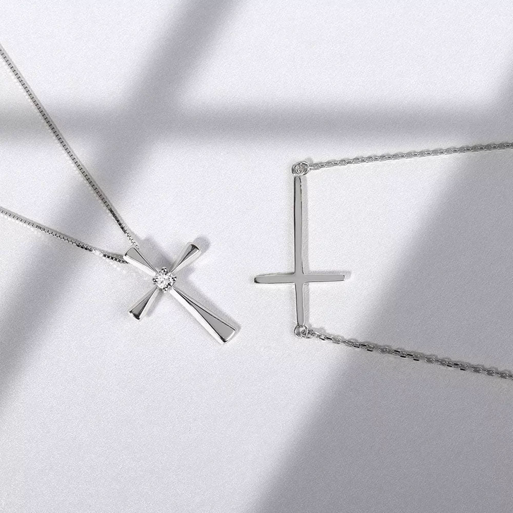 Colar Pingente com Cruz Pedra de Zirconia em Prata 925