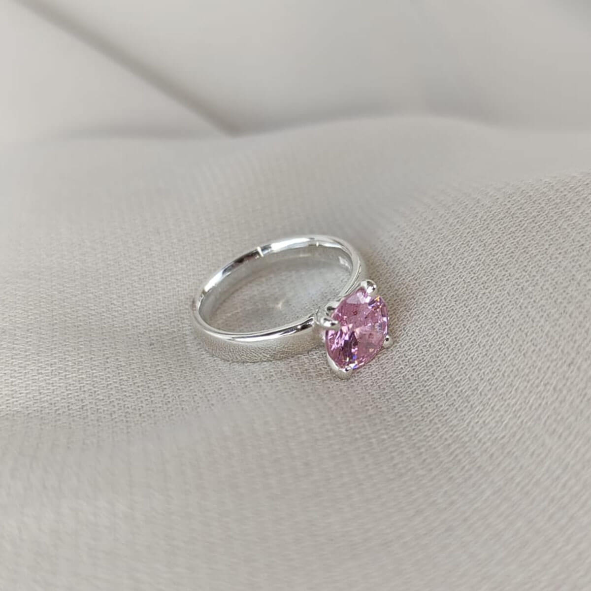 Anel de Prata 950 com Pedra Rosa