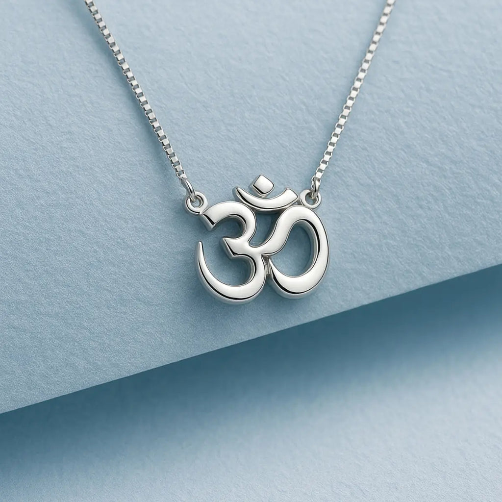 Colar Yoga Mantra Om em Prata 950
