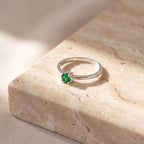 Anel com Pedra Zircônia Verde Esmeralda Prata 950