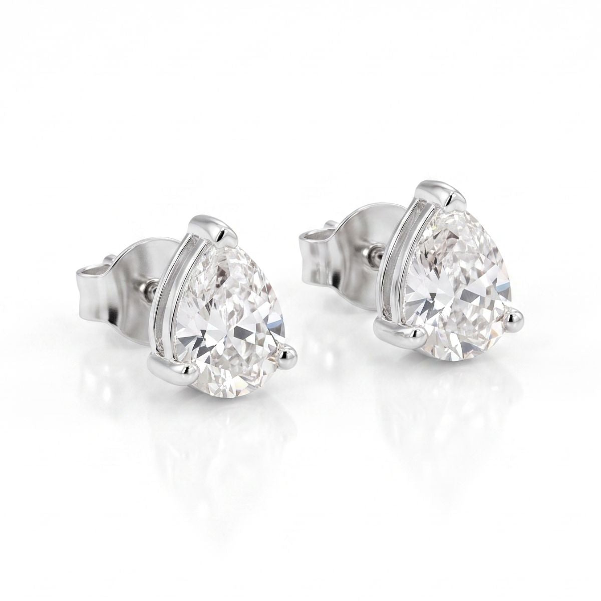 Brinco com Pedra Gota 6x8mm Prata 950