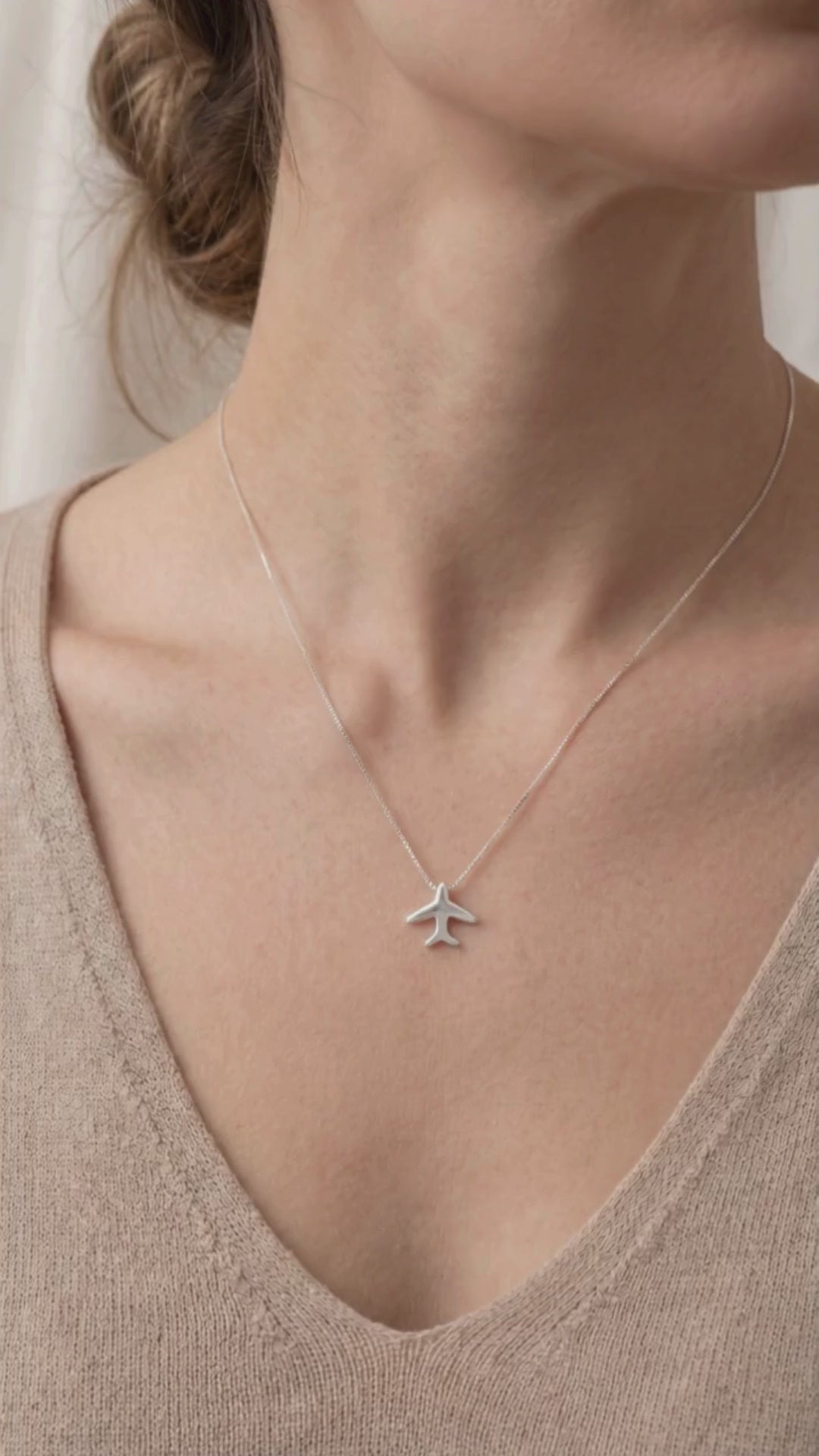 Colar Avião Feminino Delicado em Prata 925
