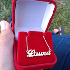 Colar com Nome Laura em Prata 925