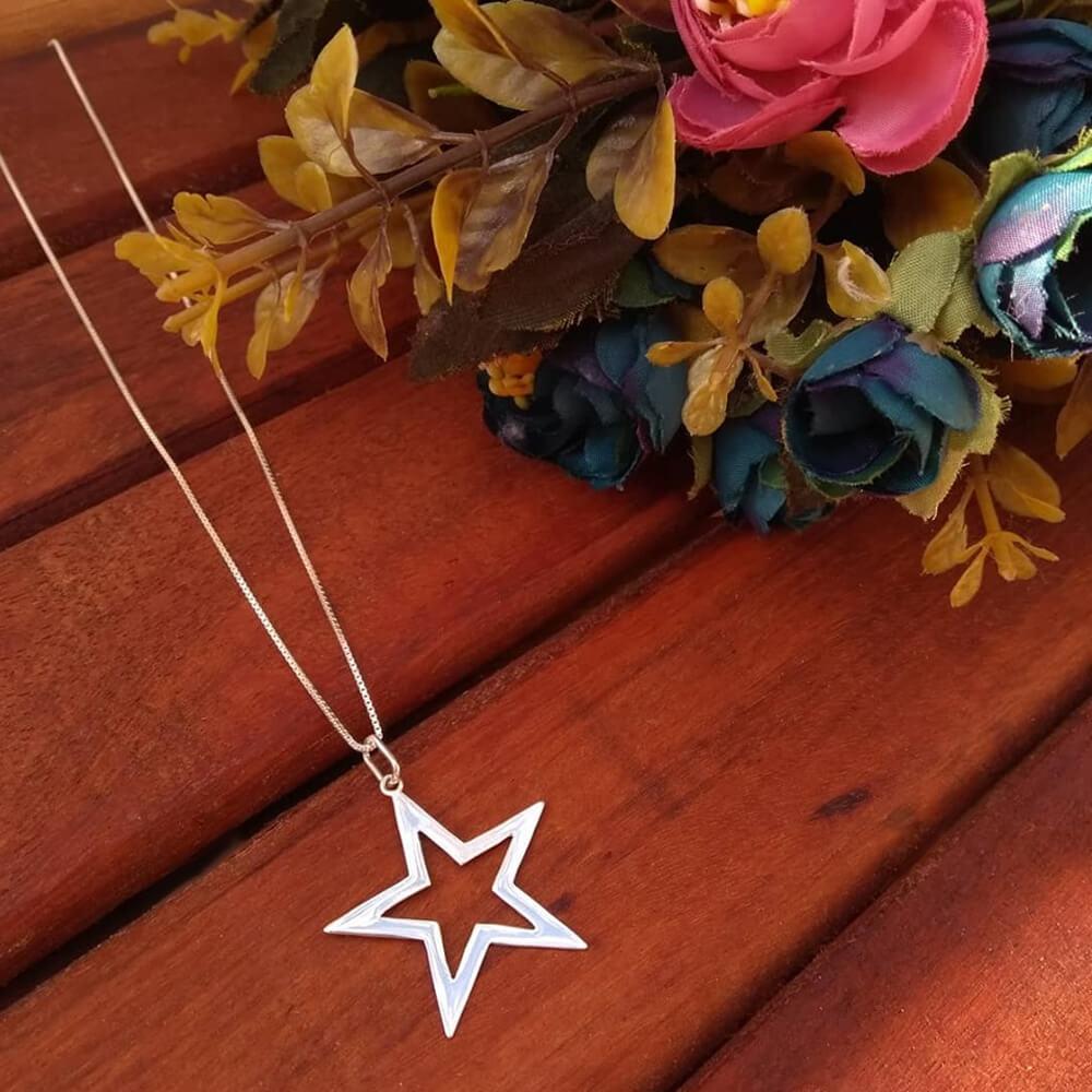 Corrente com Pingente Estrela Grande Prata 925