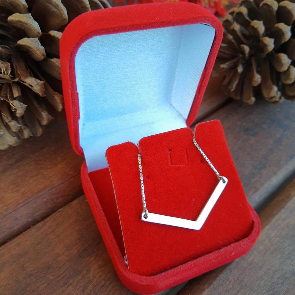 Colar Feminino V em Prata 950